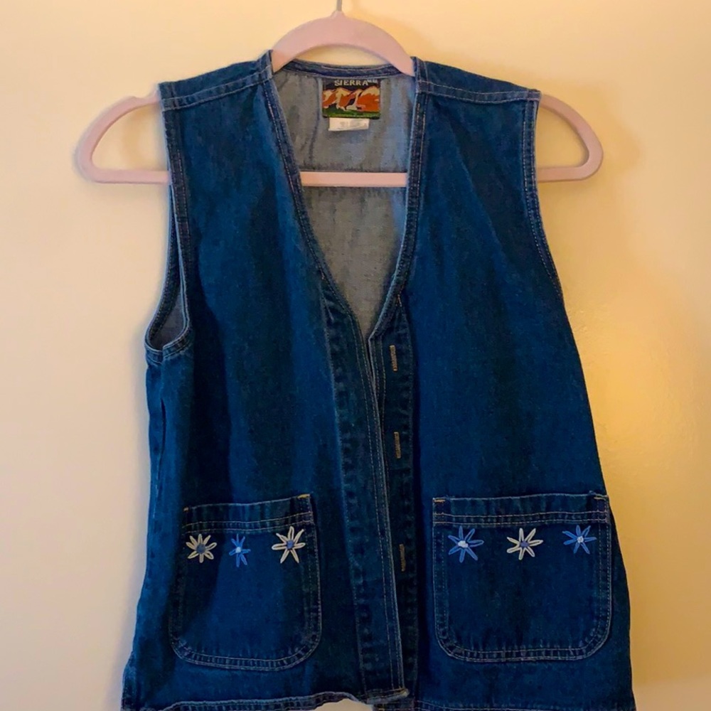 Embroidered Vintage High Sierra Vest